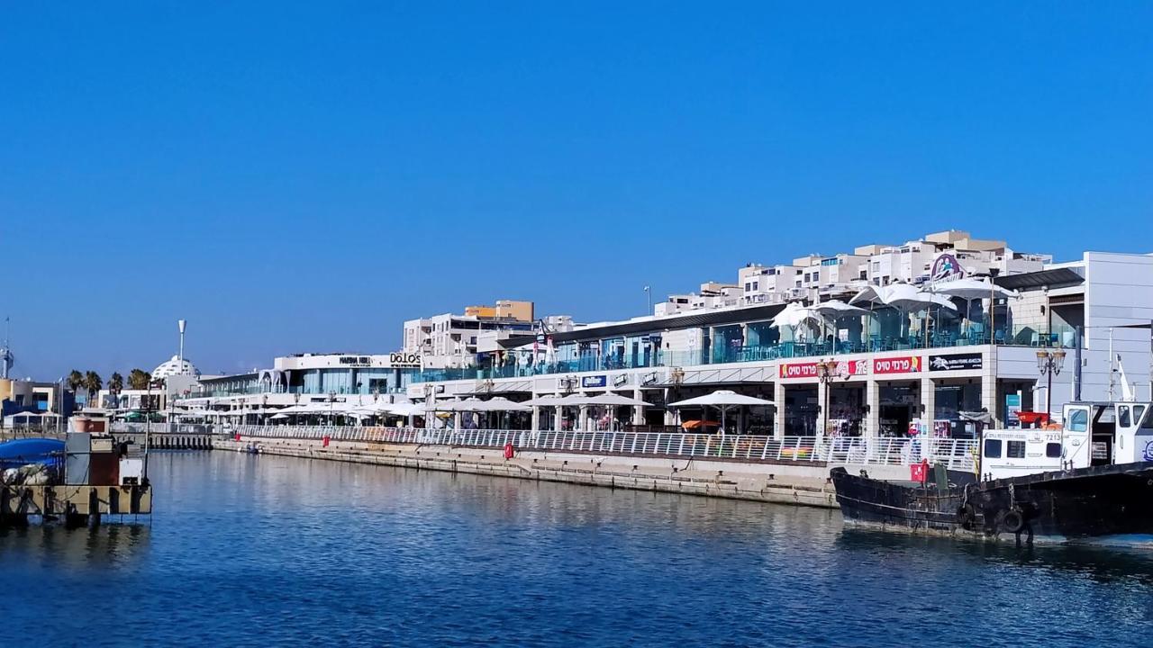 On The Sea Apartment Ashkelon Bagian luar foto