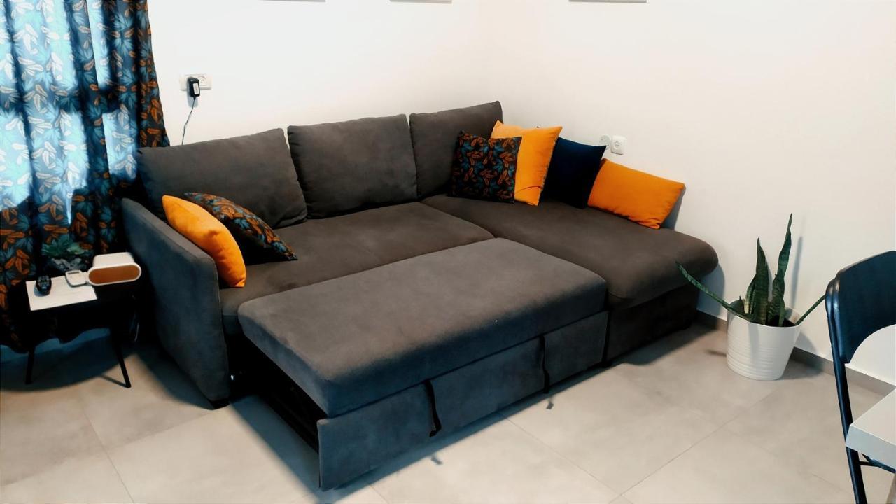 On The Sea Apartment Ashkelon Bagian luar foto