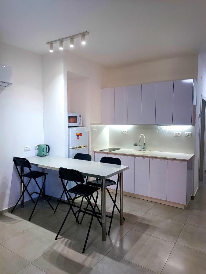 On The Sea Apartment Ashkelon Bagian luar foto